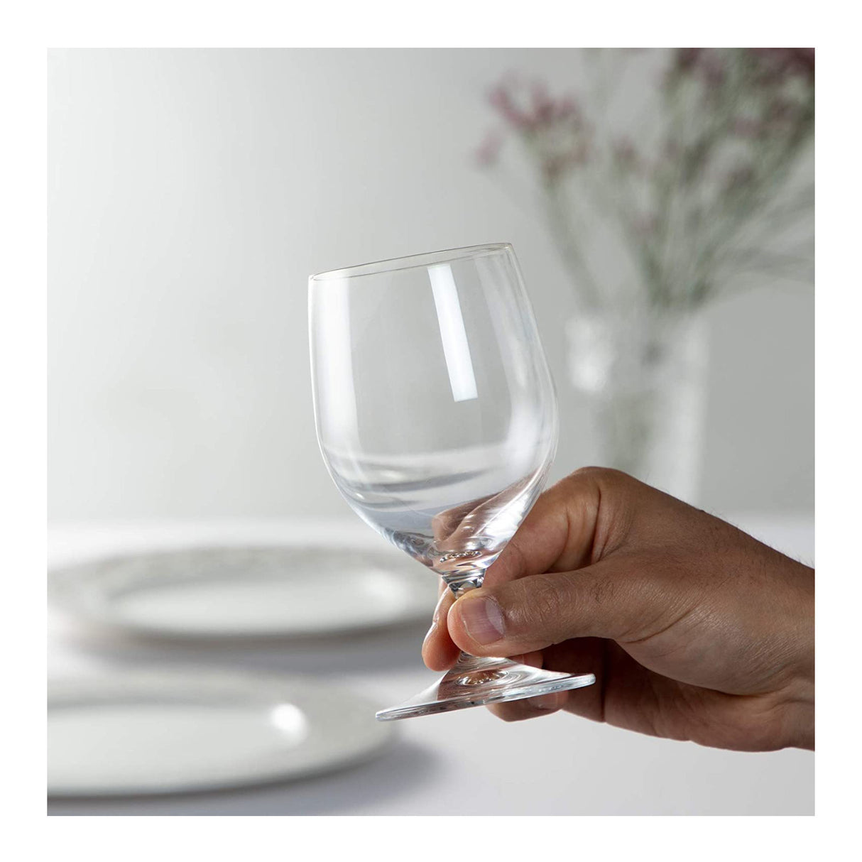 Riedel Vinum Water Glass (Set of 4) with Large Microfiber Polishing Cloth