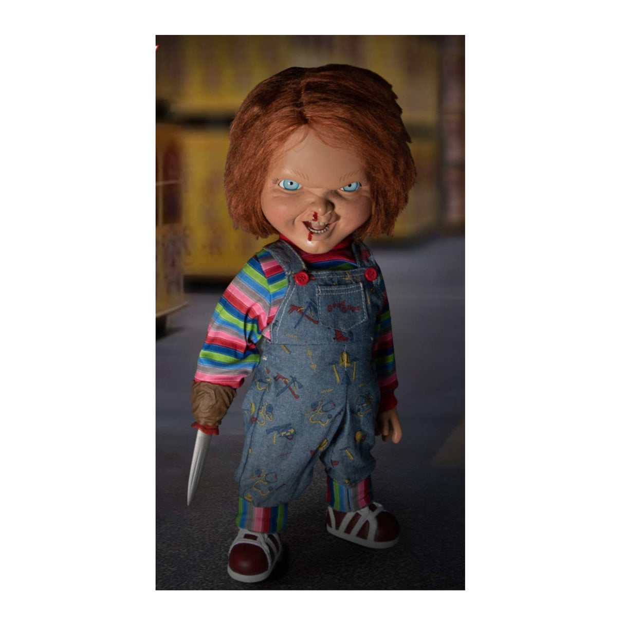 Mezco Mega Scale Talking Menacing Chucky Figure