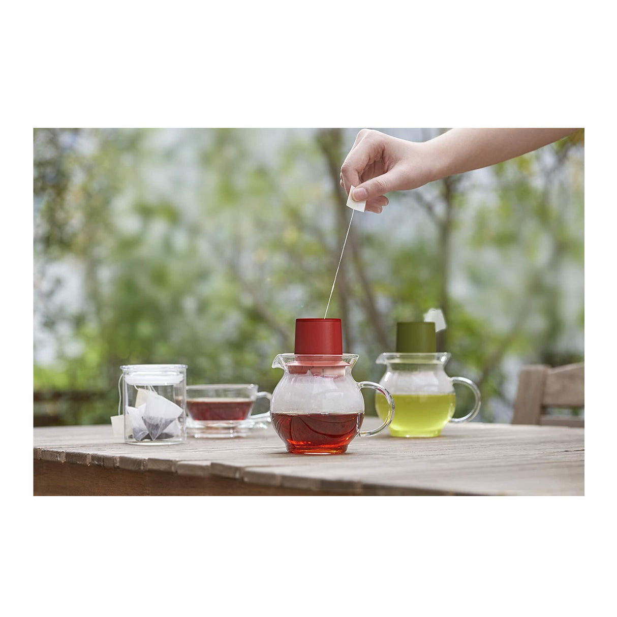 Hario 300ml Teabag Teapot for Decaf and Regular Coffee (Red, White, 2-Pack)