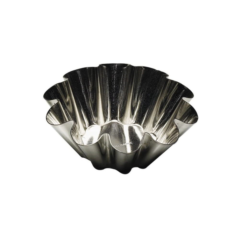 Browne Foodservice Fluted Brioche Mold with Flat Bottom Tin