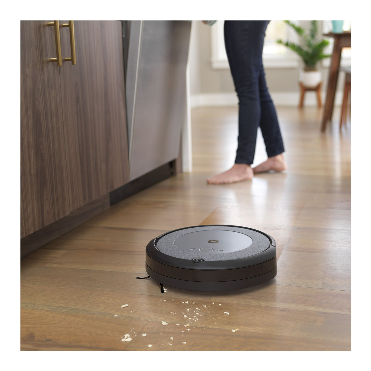 iRobot Roomba Combo i5 Robot Vacuum and Mop with 4-Stage Cleaning System