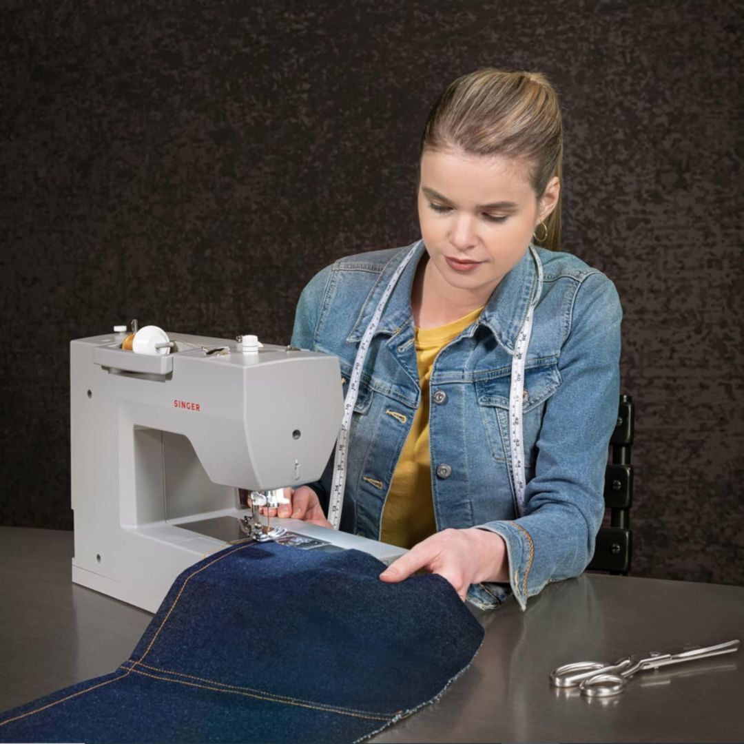 SINGER | HD6700C Electronic Heavy Duty Sewing Machine with 411-Stitch