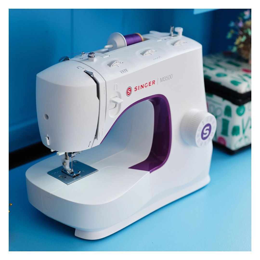Singer M3500 Sewing Machine
