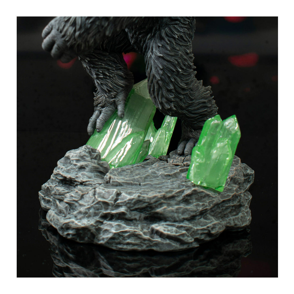 Diamond Select Toys Godzilla X Kong Gallery 11 Inch Deluxe King Kong PVC Statue