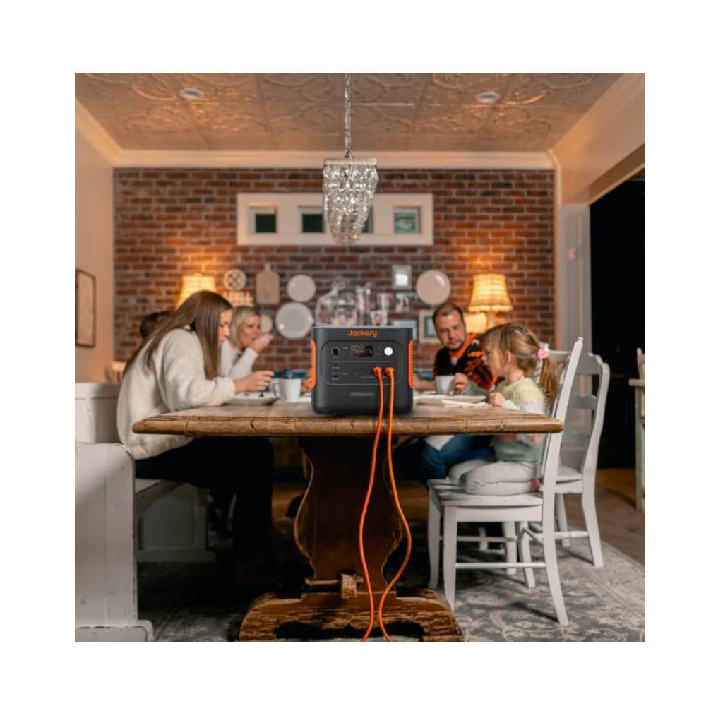 Jackery Explorer 2000 v2 Extreme Kit Portable Power Station