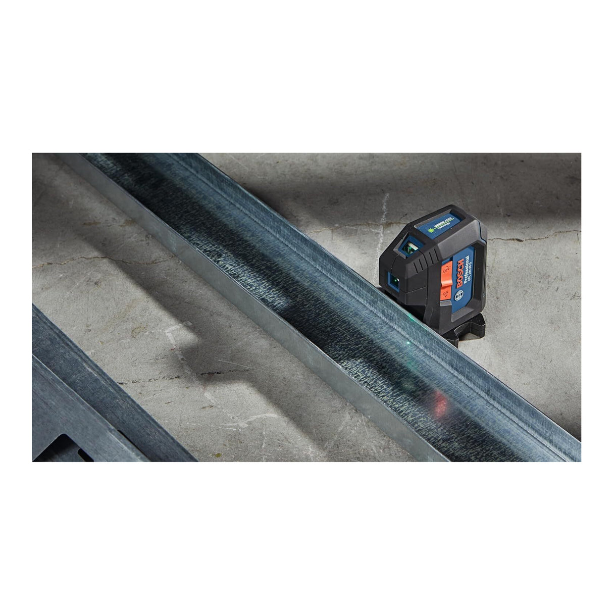 BOSCH GPL100-30G Green-Beam Self-Leveling Alignment Laser