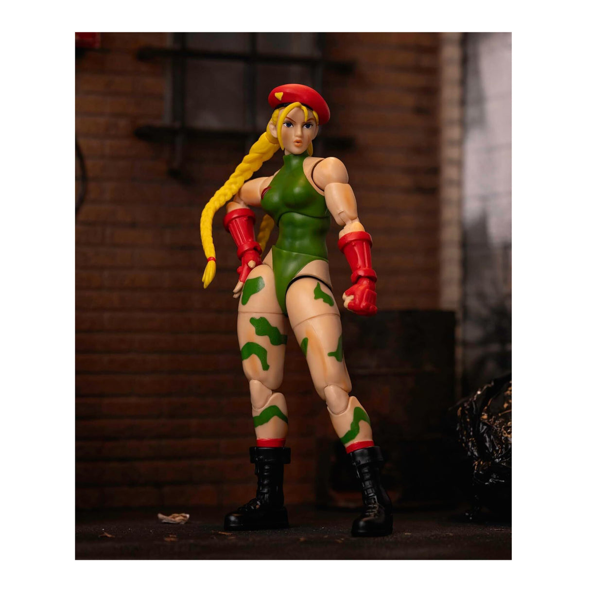 Jada Toys Ultra Street Fighter II Cammy 6-Inch Action Figure