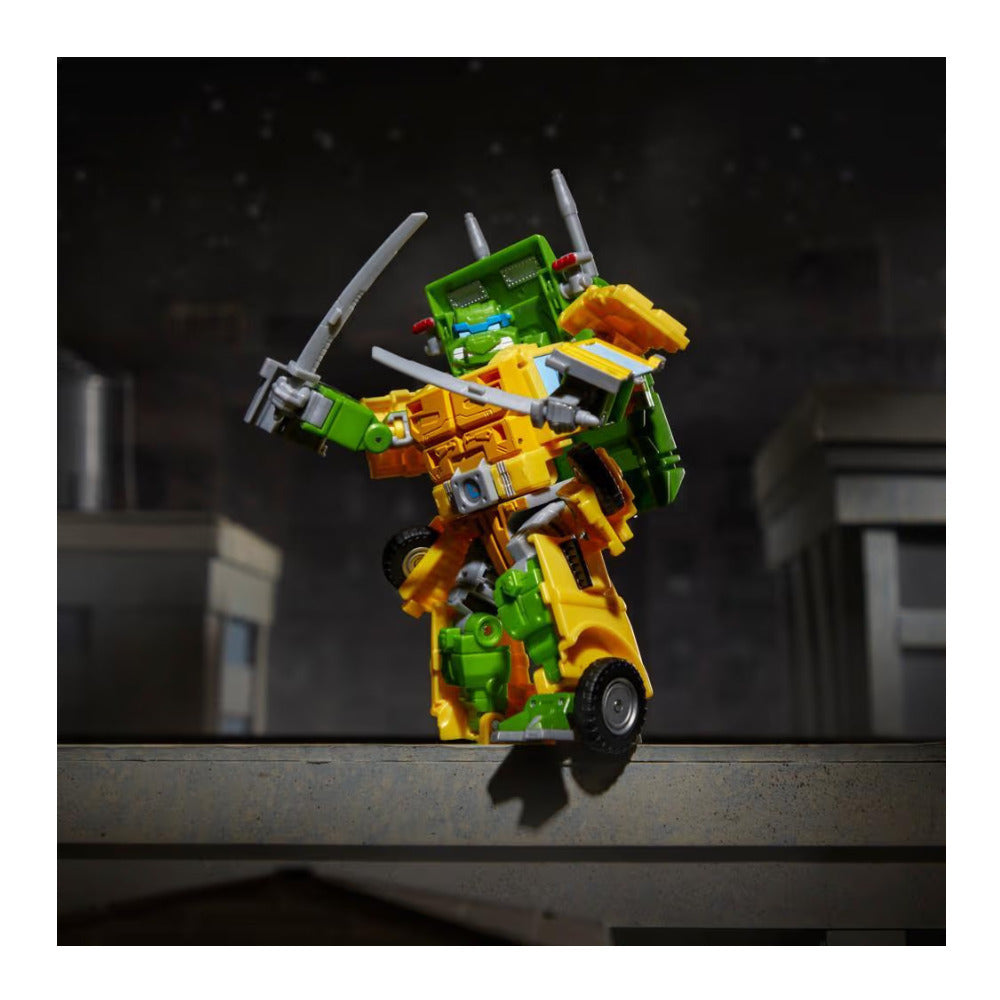 Hasbro Transformers x Teenage Mutant Ninja Turtles Party Wallop 7 Inch