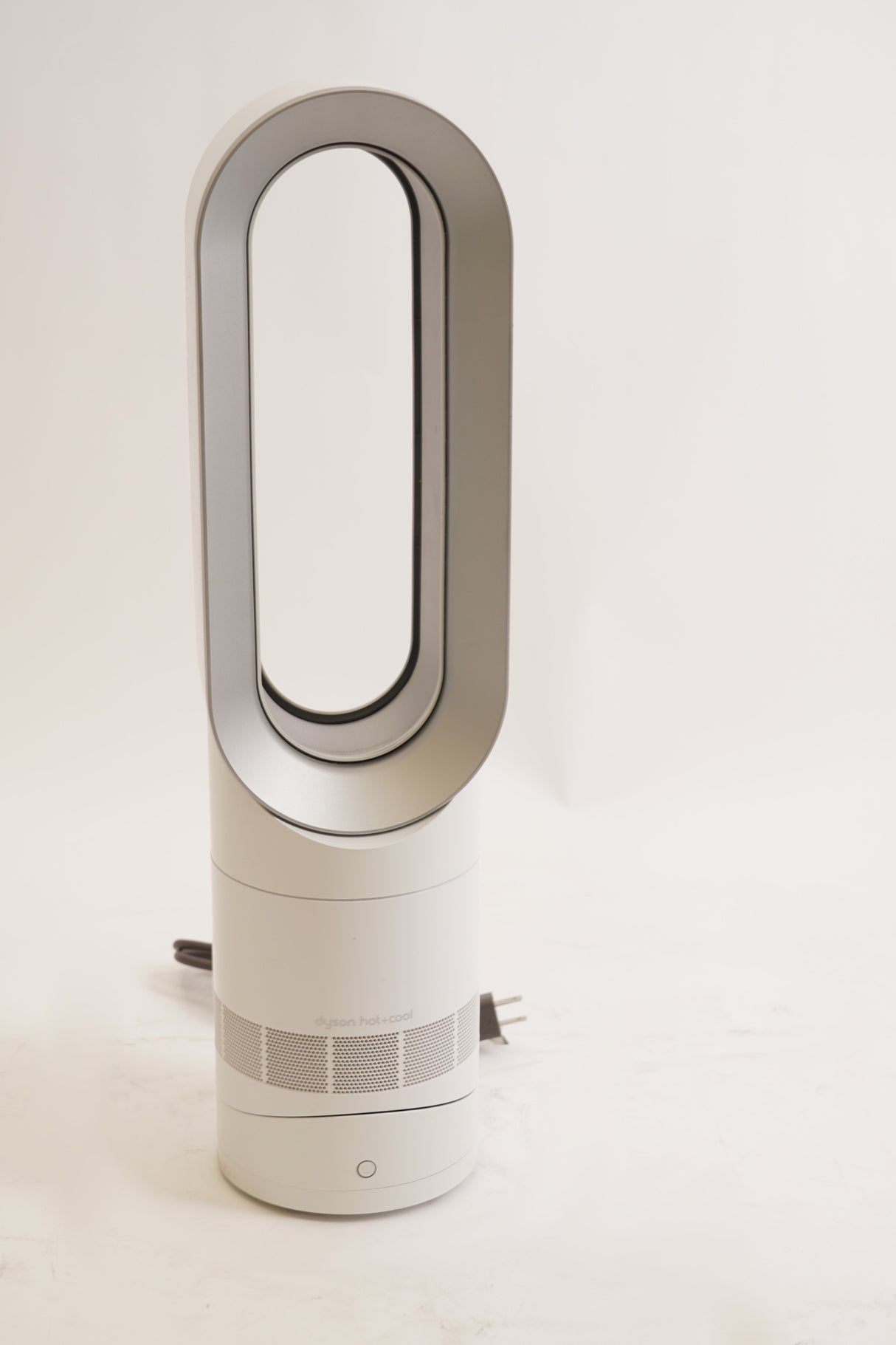 Dyson AM09 Fan + Heater (Sliver/White) (Used)