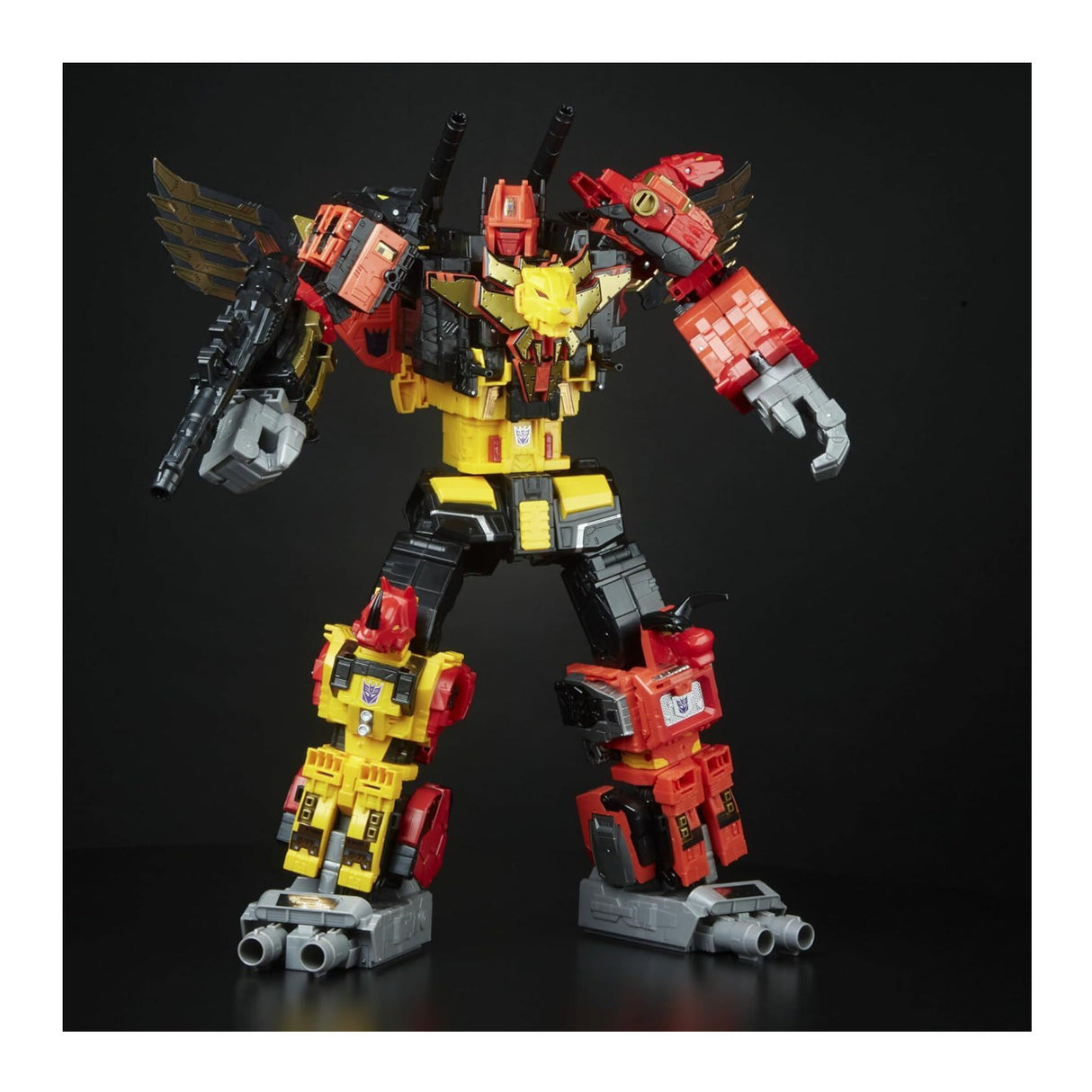Hasbro Transformers Power of The Primes Titan Class Action Figure Set