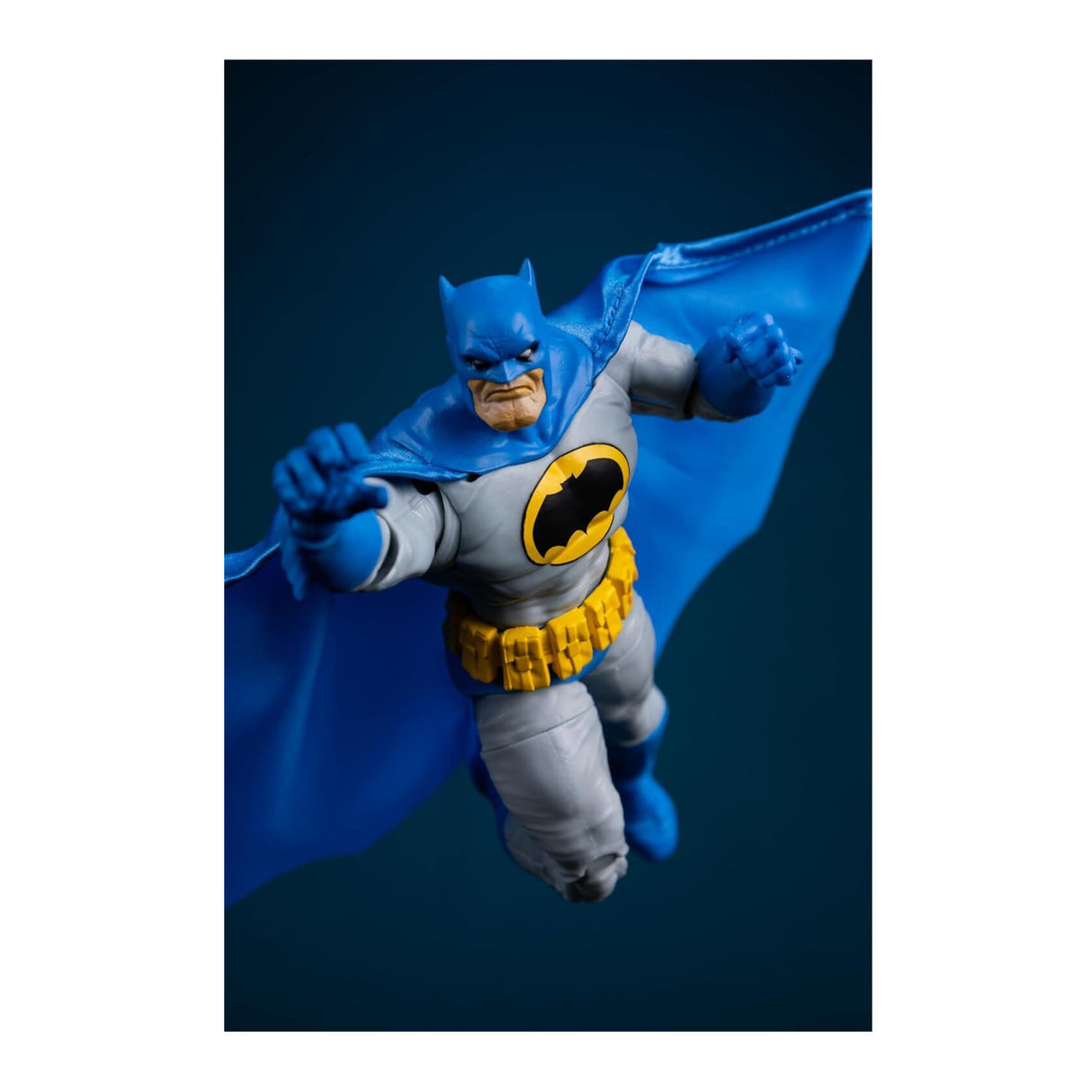 DC Multiverse Batman (Dark Knight Returns) 7-Inch Action Figure
