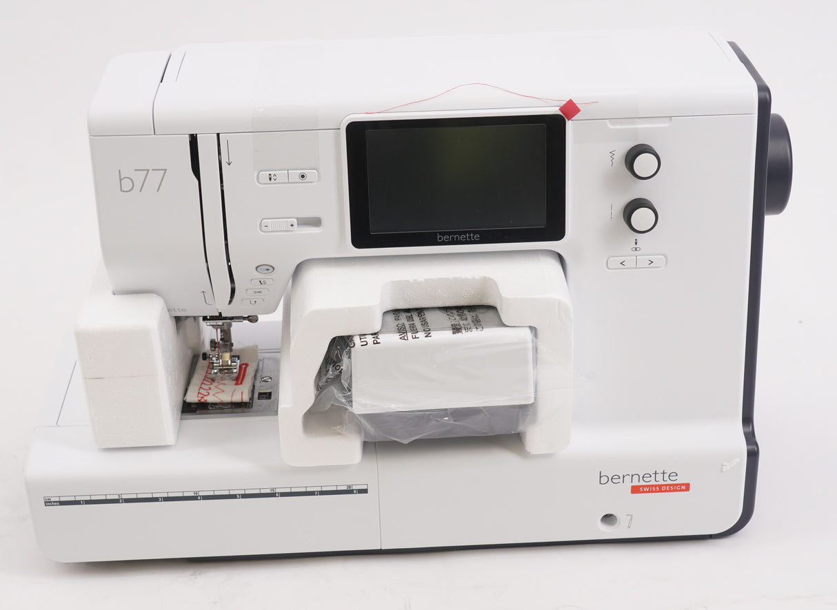 BERNETTE B77 SEWING MACHINE (Used)