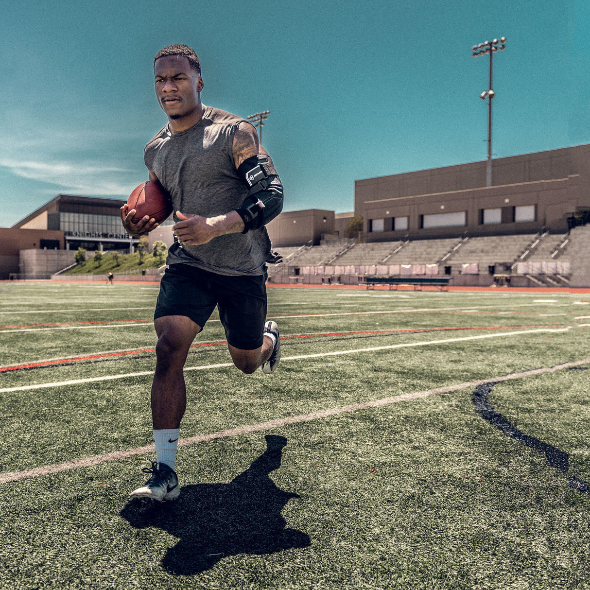 DonJoy Performance Bionic Elbow Brace II (Large)