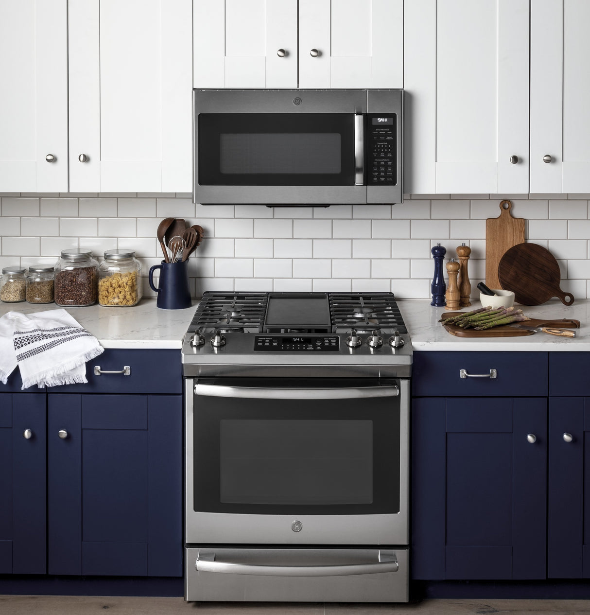 GE 1.9 Cu. Ft. Over-the-Range Sensor Microwave Oven (Stainless Steel)