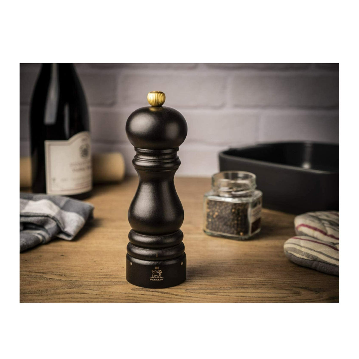 Peugeot Paris u'Select 7-Inch Manual Salt Mill (Wood Chocolate Finish)