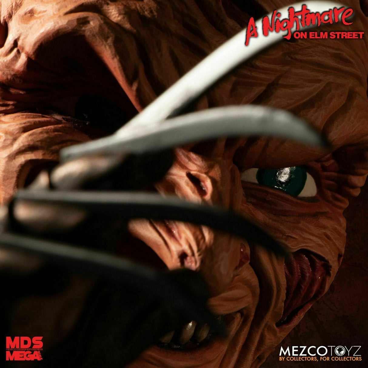 MDS Mega Scale - A Nightmare on Elm Street: 15-inch Scale Talking Freddy Krueger