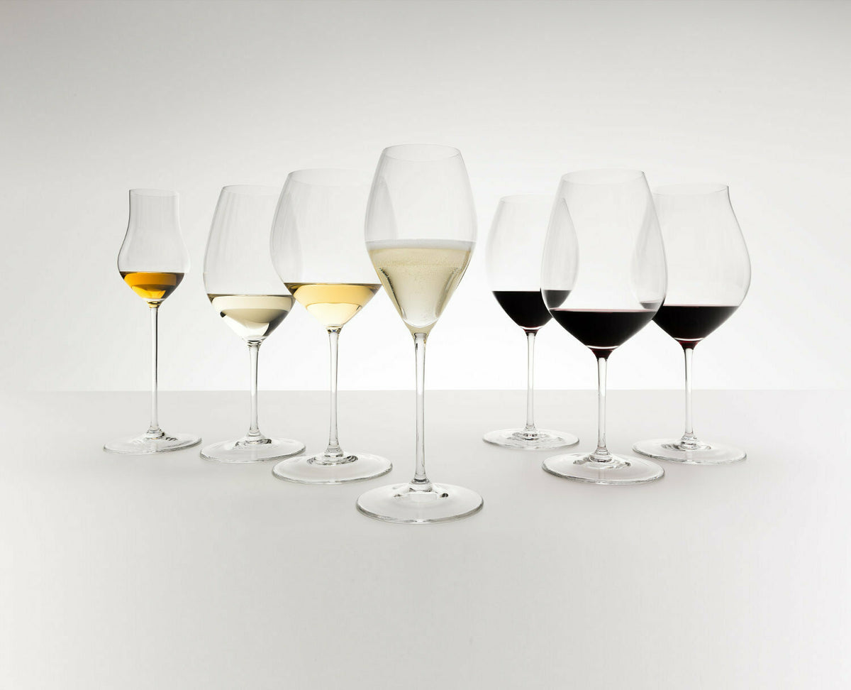 Riedel Performance Wine Glass (Chardonnay, 2-Pack) with Wine Pourer Bundle