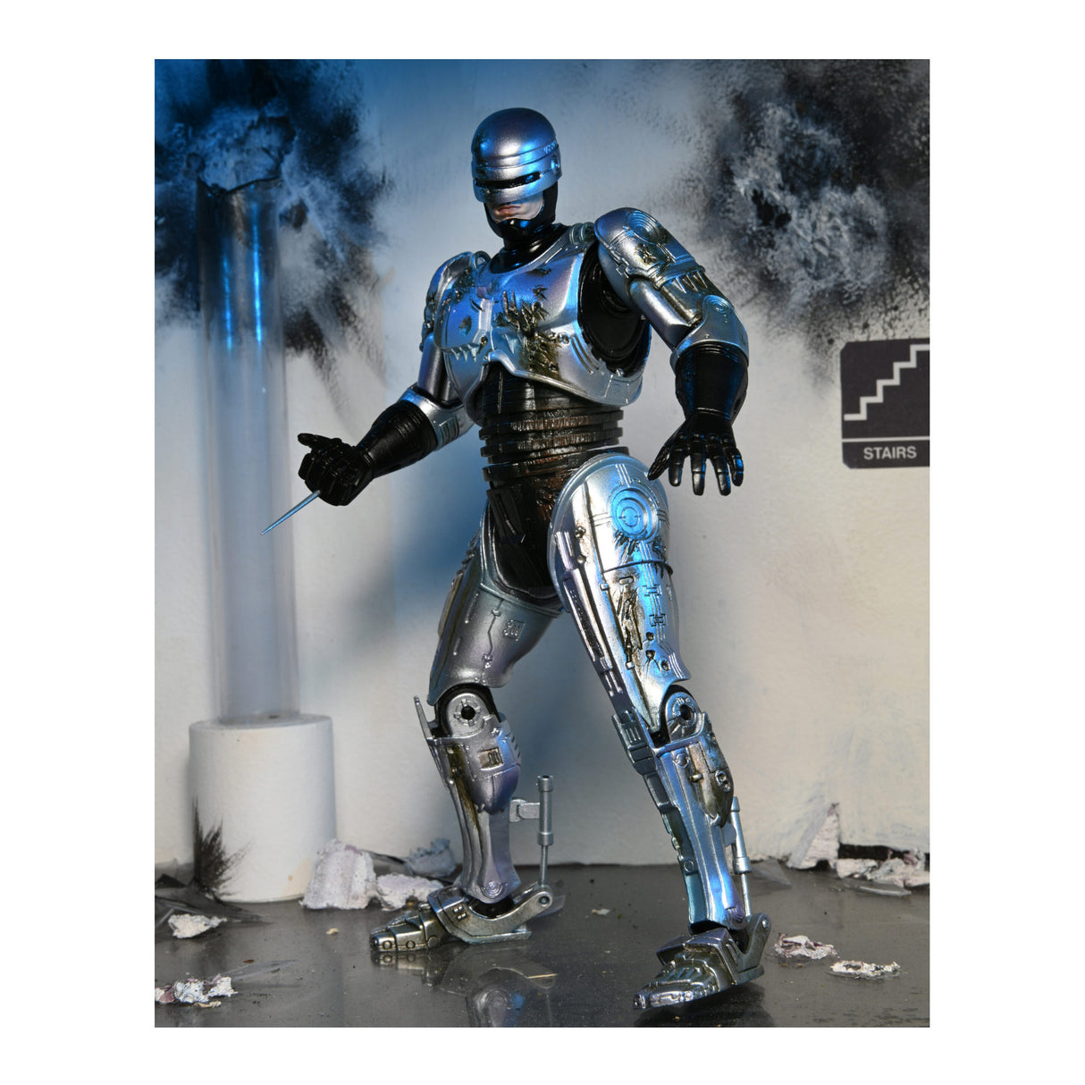 NECA 7-Inch Ultimate Battle-Damaged RoboCop & ED-209 10-Inch Action Figures