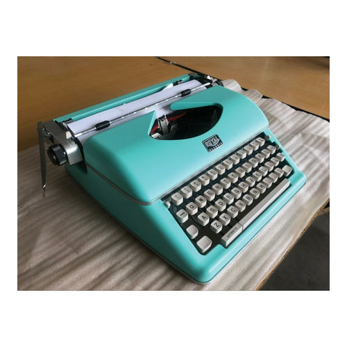 Royal Consumer Classic Retro Manual Typewriter (Mint Green)
