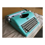 Royal Consumer Classic Retro Manual Typewriter (Mint Green)
