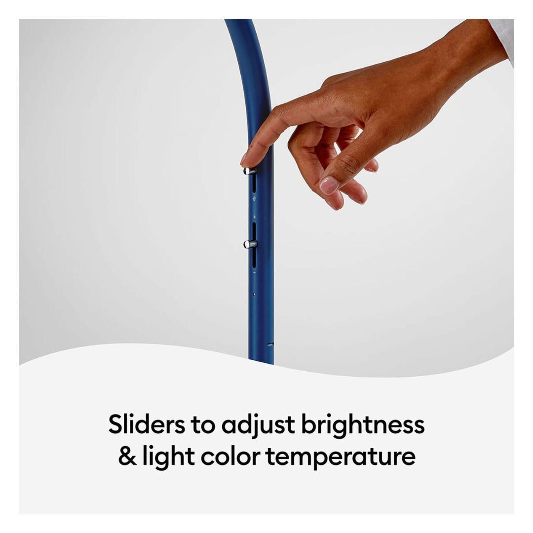 Cricut Bright 360, Ultimate LED Floor Lamp - Indigo