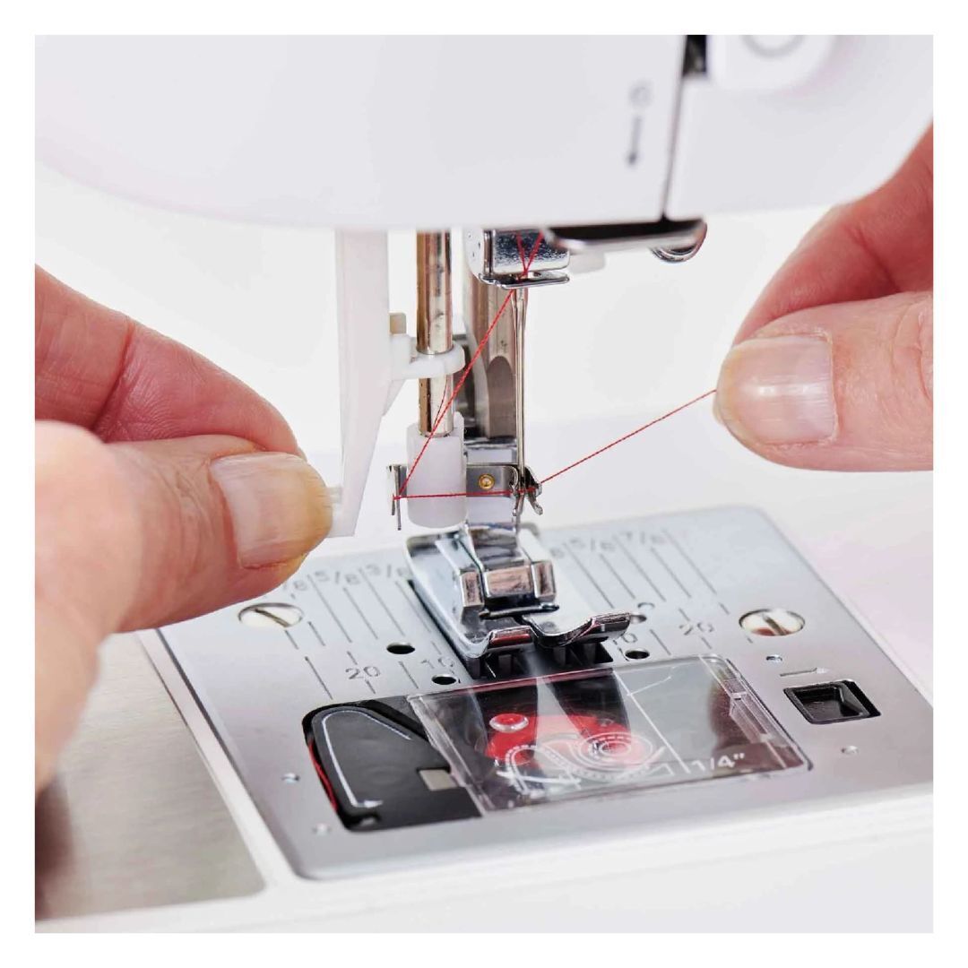 Singer Elite CE677 Computerized Sewing Machine with 200 Built-in Stitches, White (Refurbished)