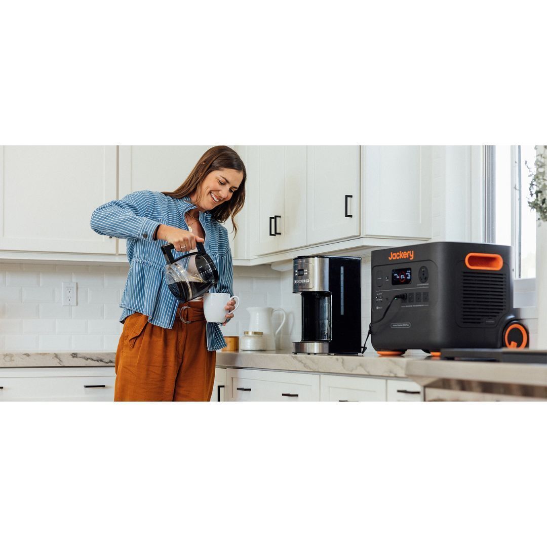 Jackery - Explorer 2000 Plus Portable Power Station