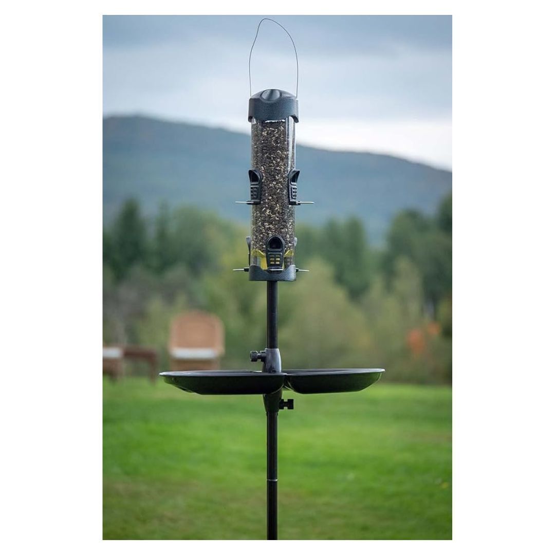 Brome Mega 600 Metal Tube Feeder w/6 Seed Ports, 4 lbs seed capacity