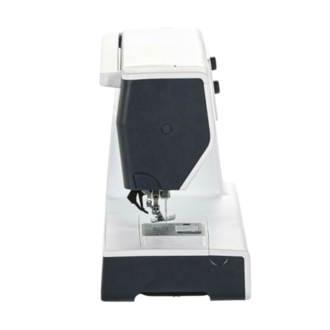 BERNETTE B77 SEWING MACHINE