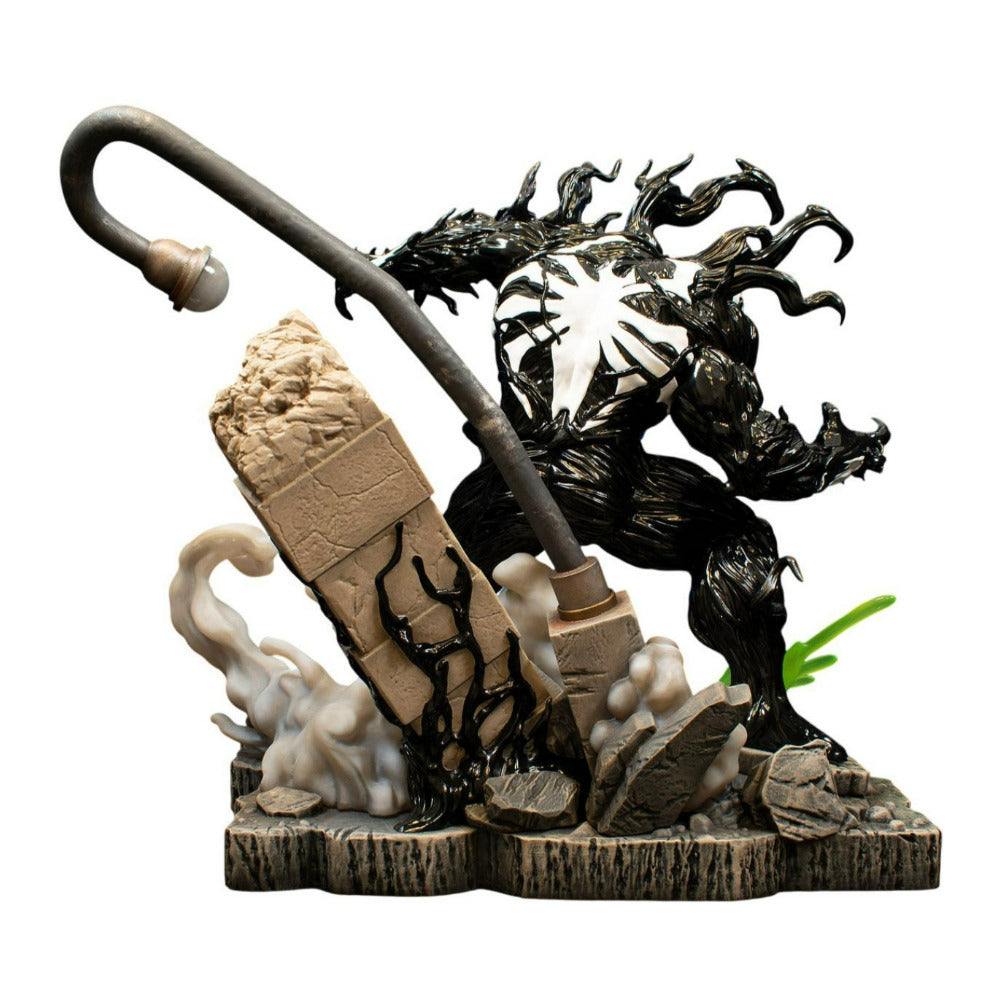 Diamond Select Toys Marvels Spider Man 2 Venom Gallery Diorama PVC Statue