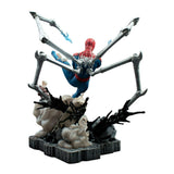 Diamond Select Toys 12 Inch Spider Man Deluxe Diorama PVC Statue