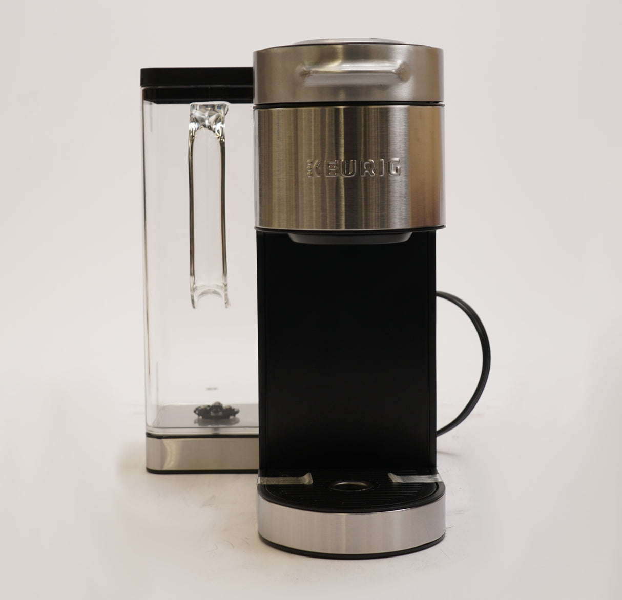 Keurig K-Supreme Plus C Single Serve Coffee Maker with 15 K-Cup Pods & My K-Cup (Used)