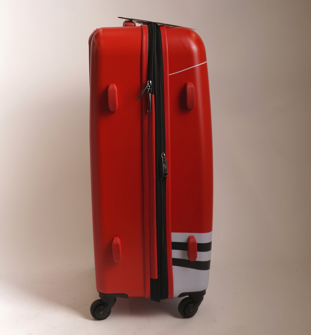 Heys America 21-Inch and 26-Inch NHL Chicago Blackhawks Luggages (2-Pack) (Open Box)