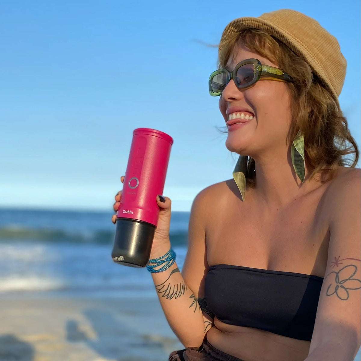 OutIn Nano Portable 2-in-1 Electric Espresso Machine (Fuchsia Pink)