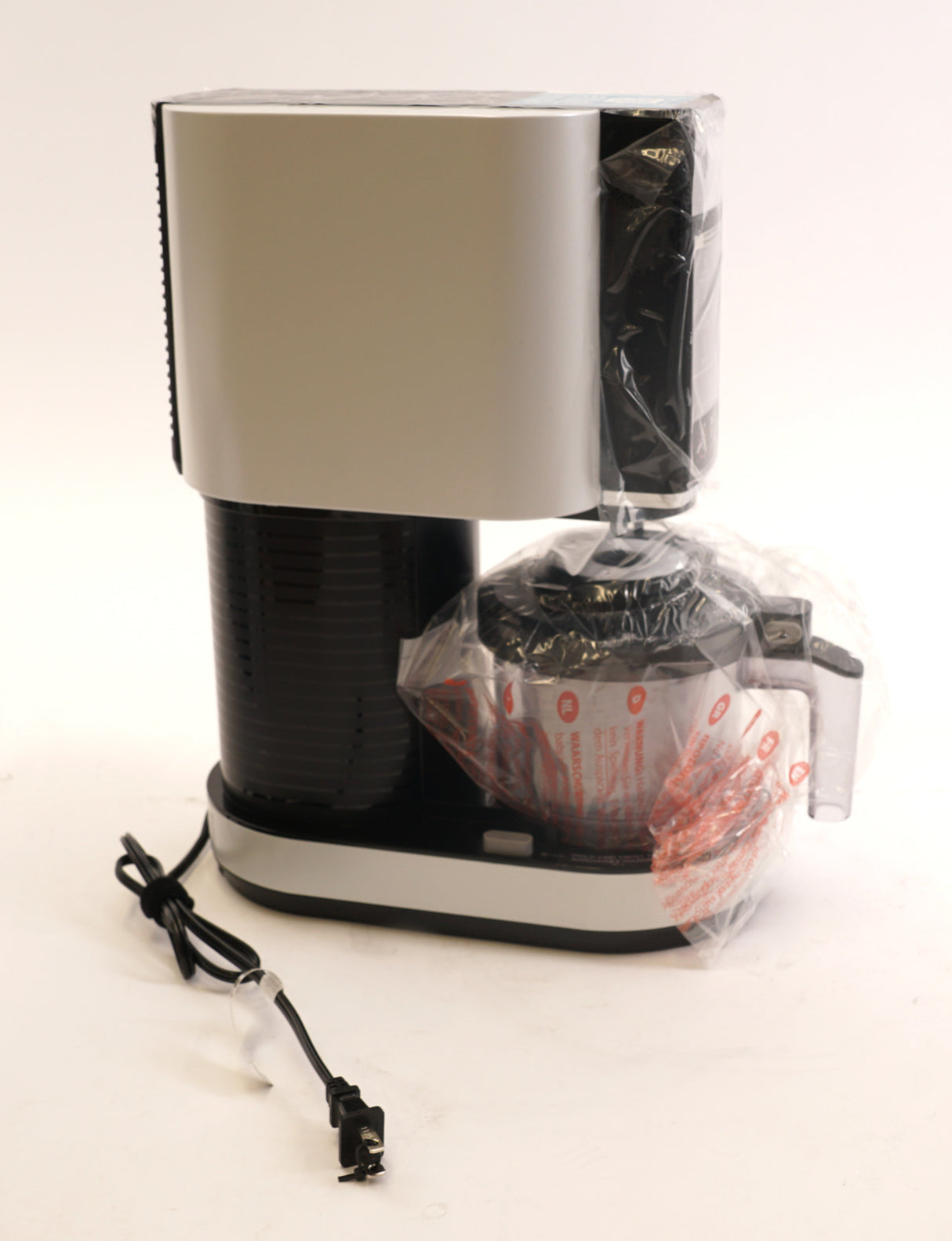 Ninja CREAMi Ice Cream Maker 7 Preset Programs (White) (Used)