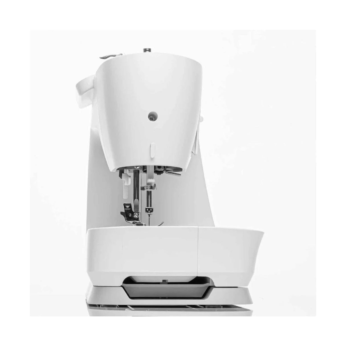 Singer C7250 200-Stitch Computerized Sewing Machine with Extension Table