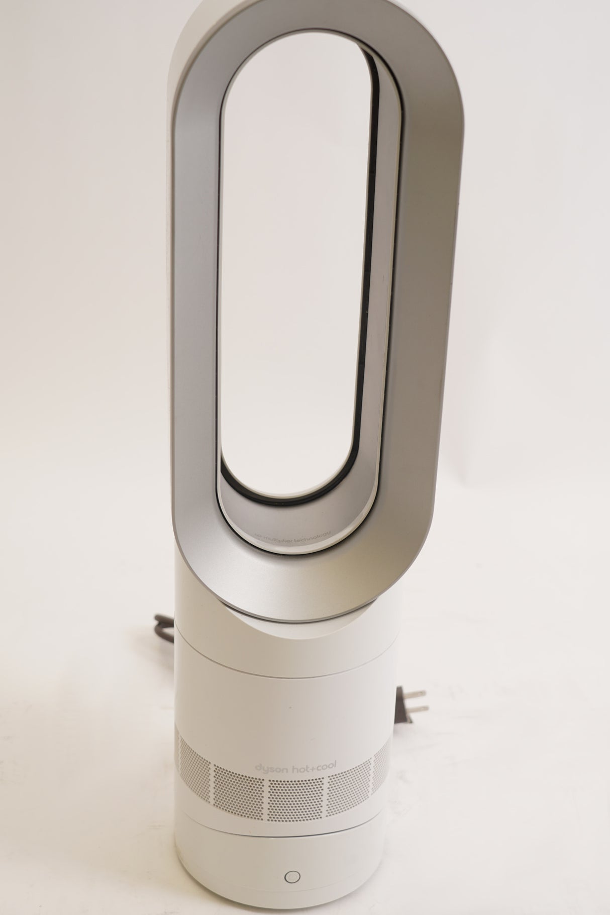 Dyson AM09 Fan + Heater (Sliver/White) (Used)