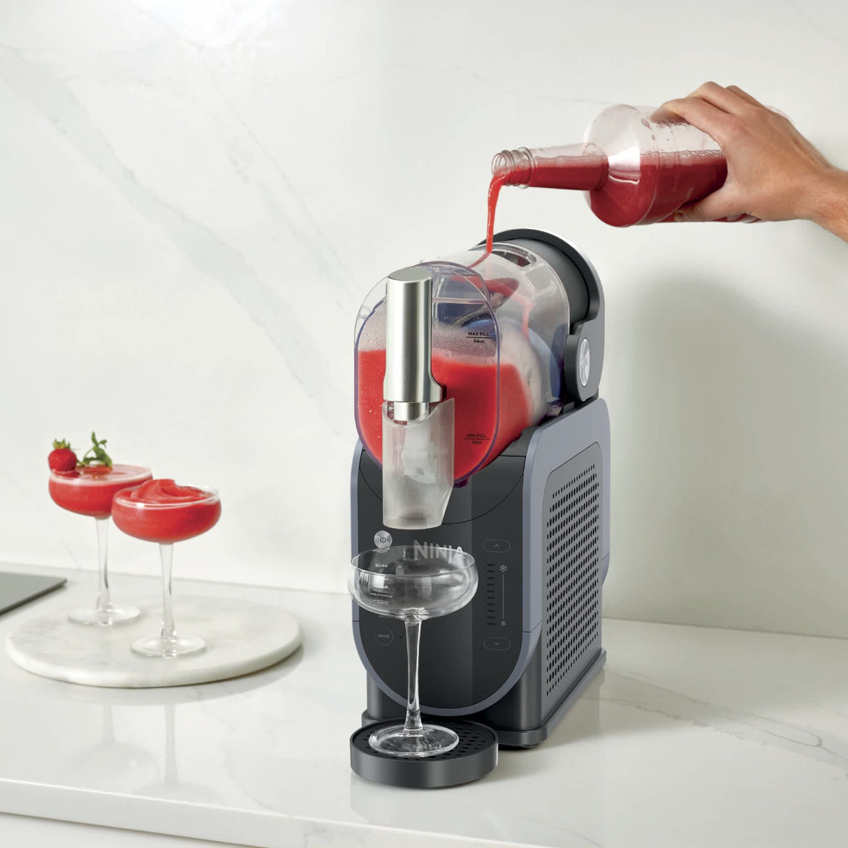 Ninja SLUSHi Professional Frozen Drink and Slushie Maker (Artic Blue/Gray)