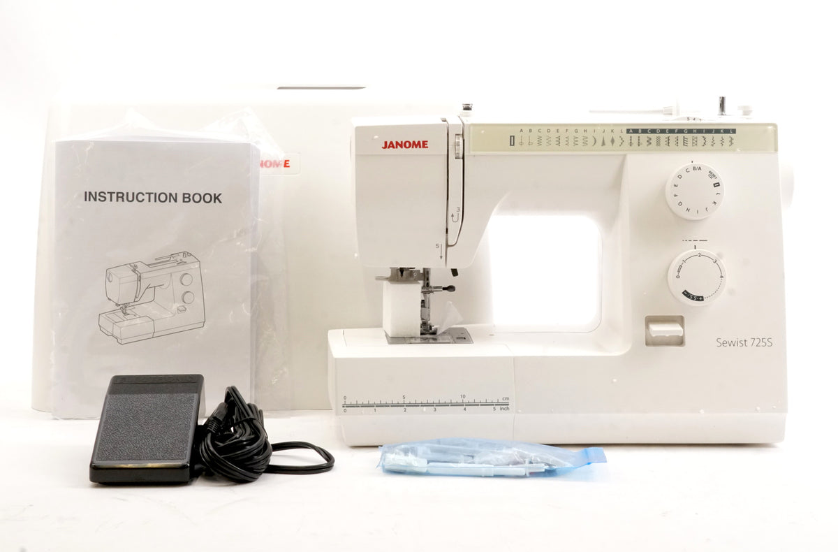 Janome Sewist 725s Sewing Machine (Used)