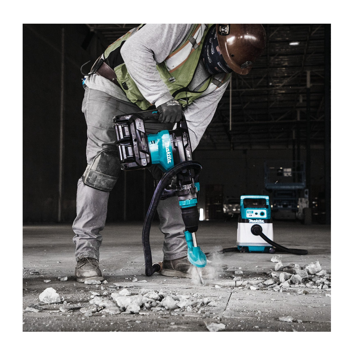 Makita 80V Max (40V Max X2) XGT Brushless 28 Lb. Avt Demolition Hammer Kit