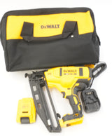Dewalt 20V Max XR 16 Gauge Angled Finish Nailer Kit (Used)