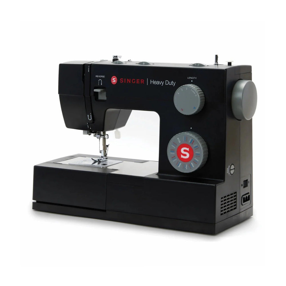 SINGER Heavy Duty 4432 Black Sewing Machine with 32 Built-In Stitches and 1100 Stitches/Min Speed