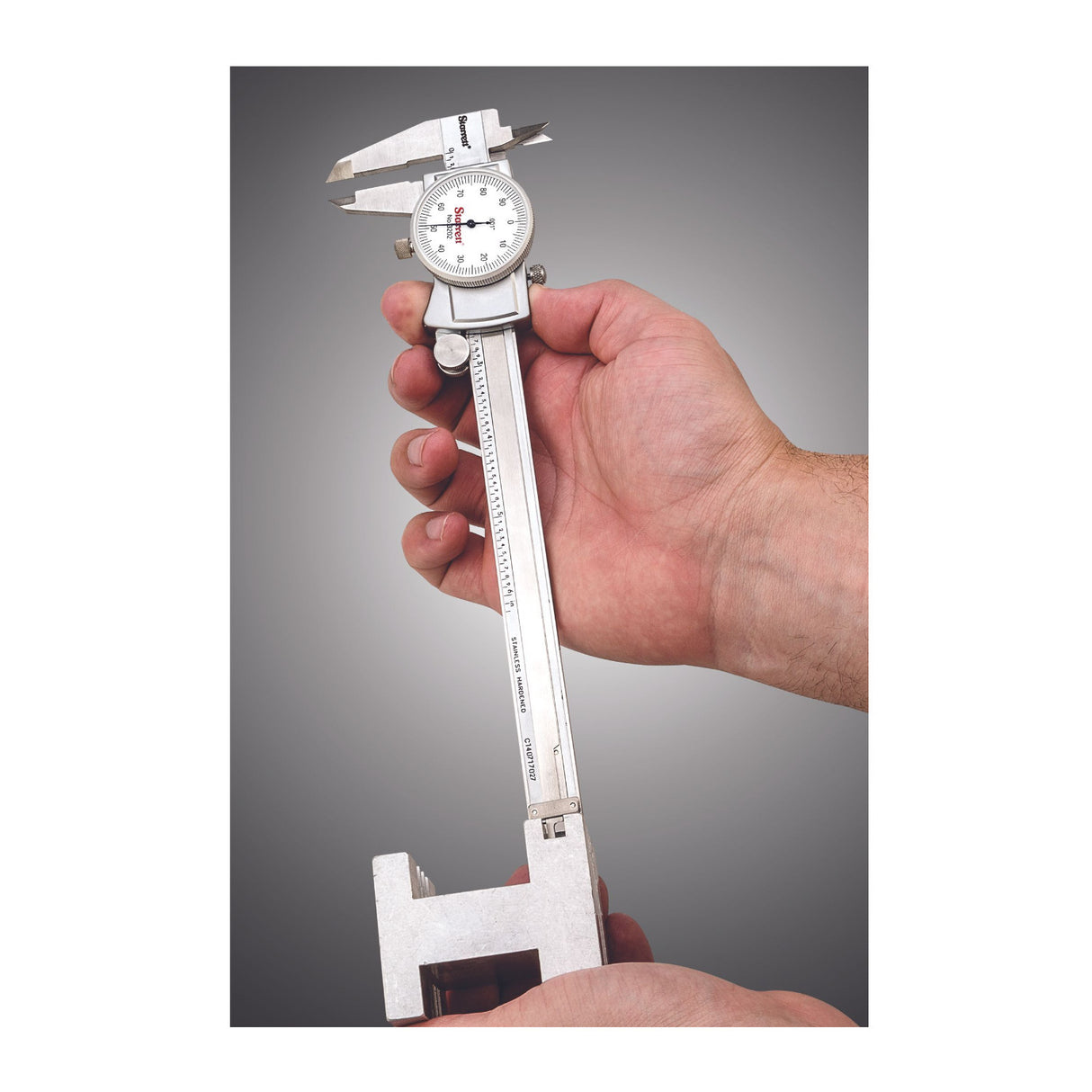 Starrett 3202-6 Dial Caliper with Adjustable Bezel, 0-6 Inch Range, and .001 Inch Grad)