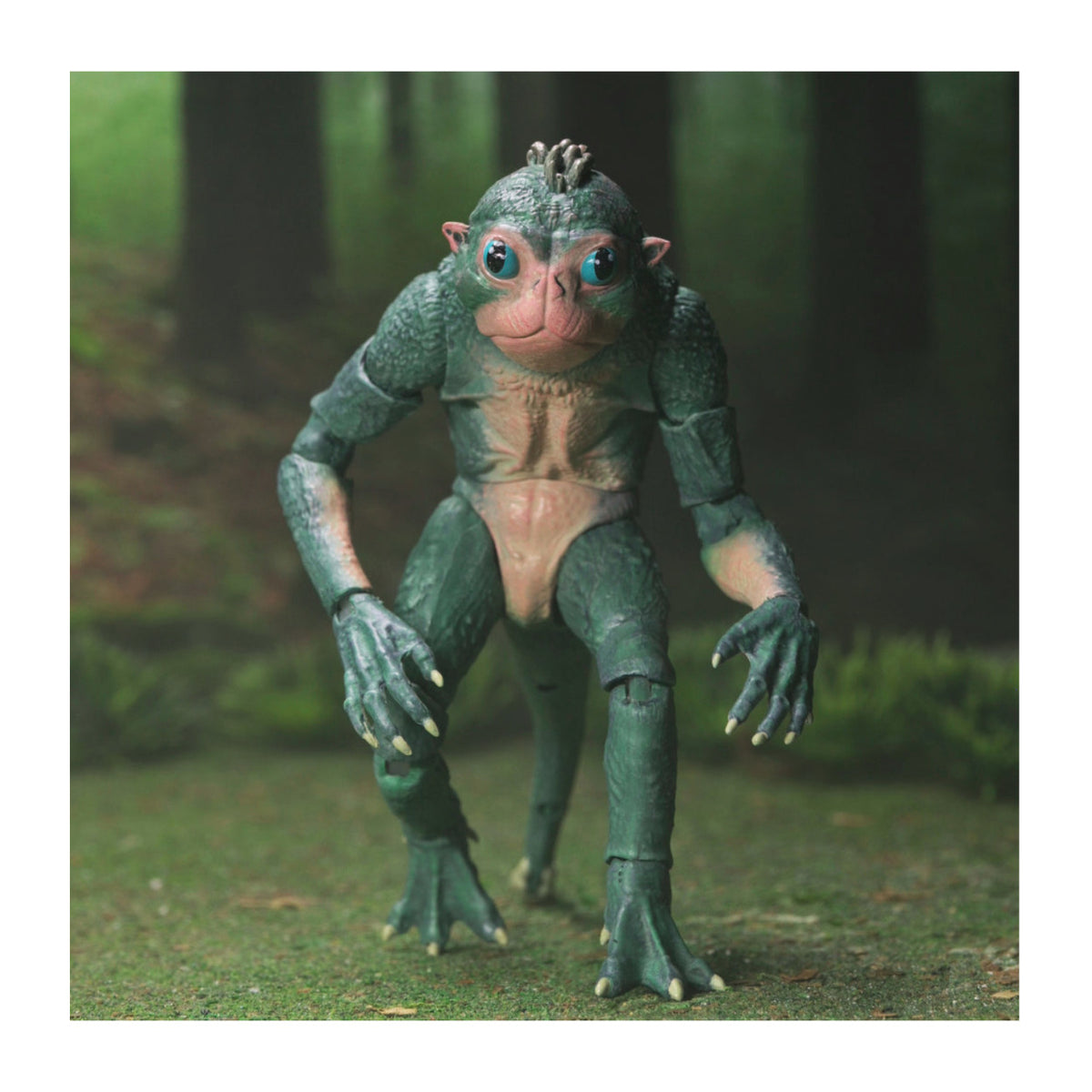 Neca Predator Badlands Ultimate Thia and Bud Action Figure Kit with Themed Accessories