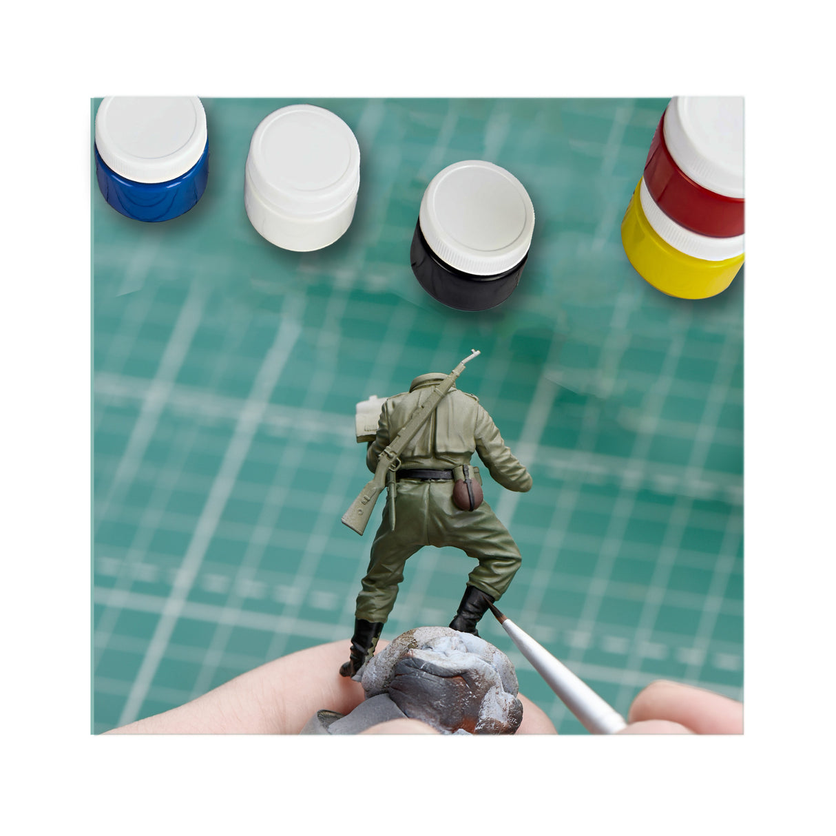Kratos Craft Liquidsentials Pro Starter Kit for Hobbyist - Acrylic Paint, Brush and Wet Palette